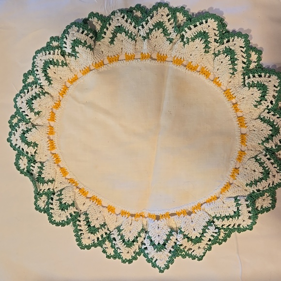Other - Vintage doilie